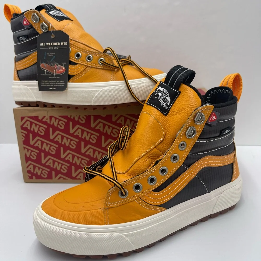 Vans Men’s Sk8-Hi Mte 2.0 Dx (Mte) Apricot/Black Boots
VN0A4P312NF
All Weather - Picture 2 of 16
